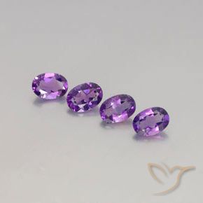 2.82 ct natürliche Lebhaftes rosa Violett Amethyst-Edelsteine, Oval, VVS-VS