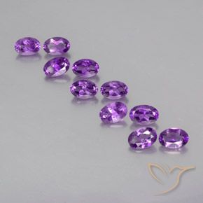 4.64ctw Natürlicher Mittelviolettes Violett Amethyst, Oval, VVS-VS