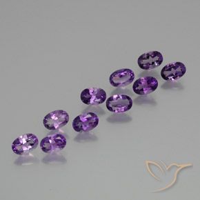 3.97 ct natürliche Mittelviolett Amethyst-Edelsteine, Oval, VS