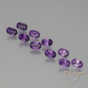 3.97 ct natürliche Mittelviolett Amethyst-Edelsteine, Oval, VS