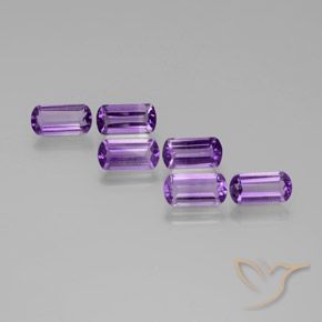 5.95 ct natürliche Mittelviolett Amethyst-Edelsteine, Ausgefallene Form, VS
