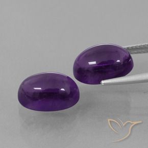 9.85 ct natürliche Mittelviolett Amethyst-Edelsteine, Oval, Transparent