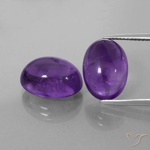 13.62ctw Natürlicher Mittelviolett Amethyst, Oval, Transparent