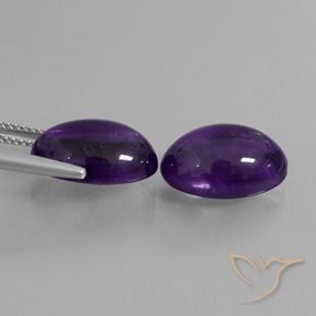 12.52 ct natürliche Mittelviolett Amethyst-Edelsteine, Oval, Transparent