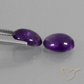4.29 ct natürliche Mittelviolett Amethyst-Edelsteine, Oval, Transparent