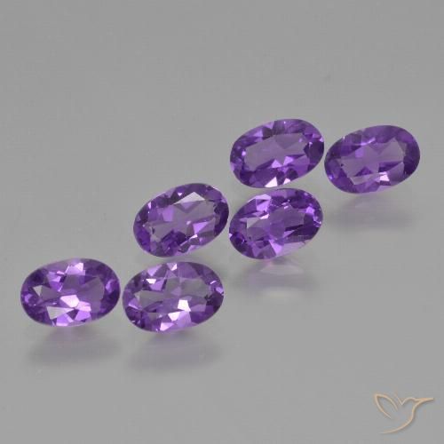 2.43ctw Natürlicher Intensives Violett Amethyst, Oval, VVS-VS