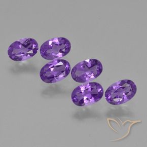 2.53 ct natürliche Intensives Violett Amethyst-Edelsteine, Oval, VVS-VS