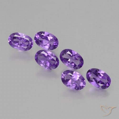 2.35ctw Natürlicher Mittelviolett Amethyst, Oval, VVS-VS