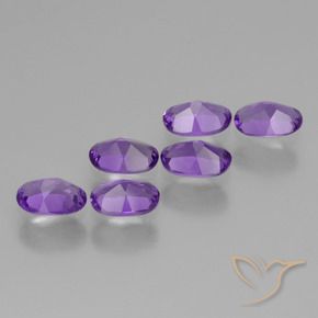 2.33 ct natürliche Mittelviolett Amethyst-Edelsteine, Oval, VVS-VS