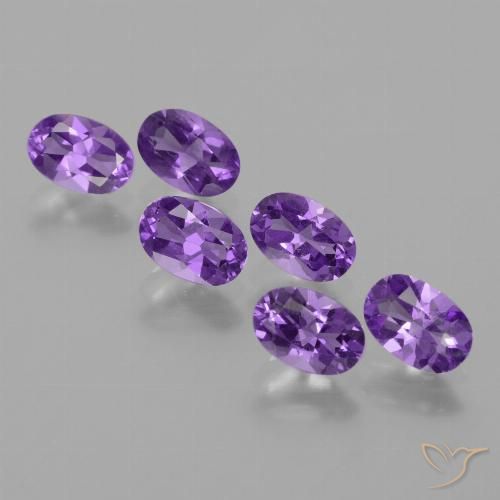 2.55ctw Natürlicher Mittelviolett Amethyst, Oval, VVS-VS