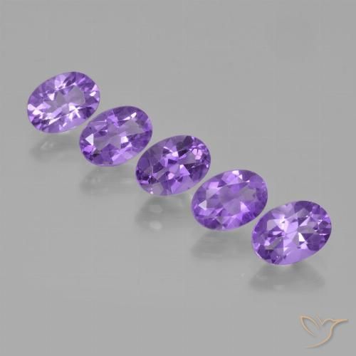 3.73ctw Natürlicher Mittelviolett Amethyst, Oval, VS