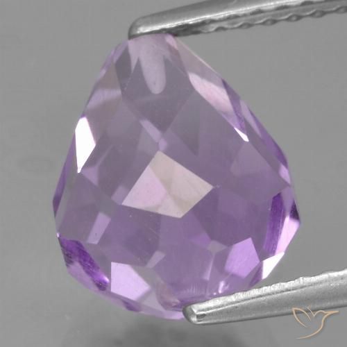 3.92ct Natürlicher Mittelviolett Amethyst, Briolette, VS