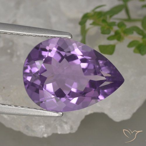 4.62ct Natürlicher Mittelviolett Amethyst, Birnenform, VVS