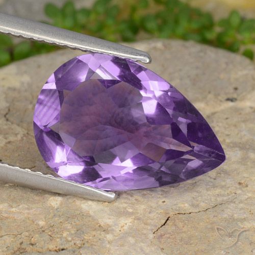 4.52ct Natürlicher Mittelviolett Amethyst, Birnenform, VVS-VS