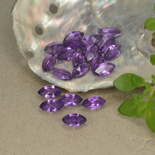 3.14ctw Natürlicher Mittelviolettes Violett Amethyst, Marquise, VS