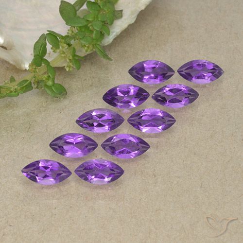 2.43ctw Natürlicher Mittelviolett Amethyst, Marquise, VS