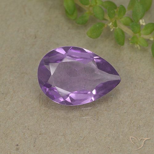 1.40ct Natürlicher Mittelviolett Amethyst, Birnenform, VVS-VS