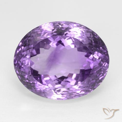 30.81ct Natürlicher Mittelviolettes Violett Amethyst, Oval, IF