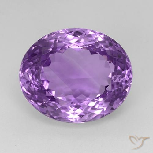 25.81ct Natürlicher Mittelviolettes Violett Amethyst, Oval, VVS