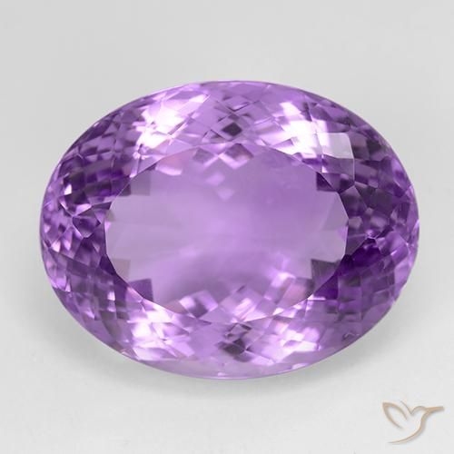 31.21ct Natürlicher Mittelviolettes Violett Amethyst, Oval, IF