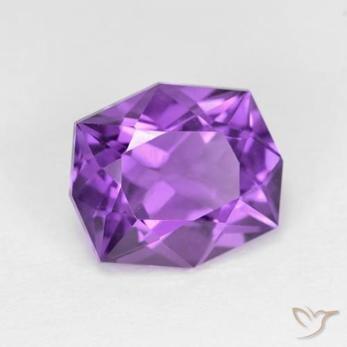 9,17 ctw natürlicher Mittelviolett Amethyst, Fantasie, VVS-VS