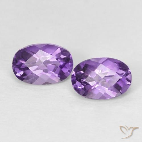 0.89ctw Natürlicher Intensives Violett Amethyst, Oval, VS