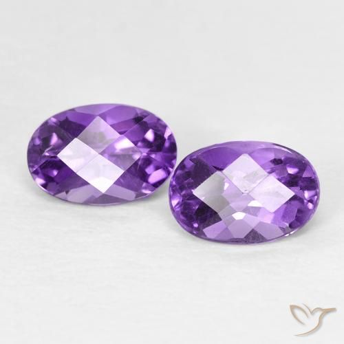 0.95 ct natürliche Intensives Violett Amethyst-Edelsteine, Oval, VVS-VS