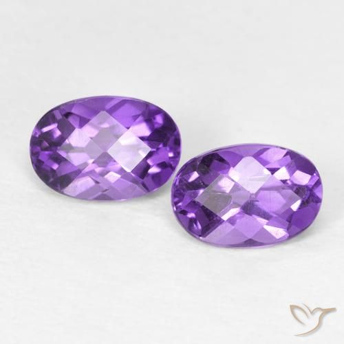 0.90ctw Natürlicher Lebhaftes Violett Amethyst, Oval, VS