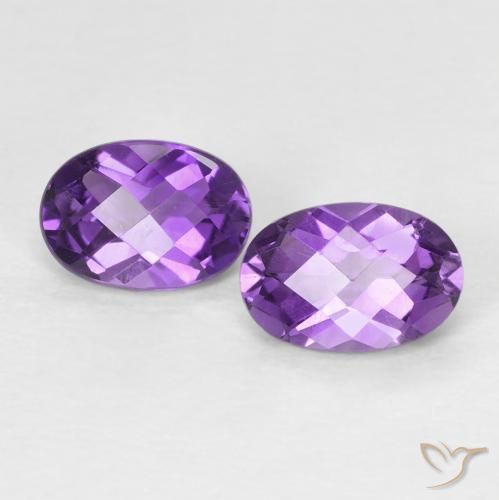 0.90ctw Natürlicher Intensives Violett Amethyst, Oval, VVS