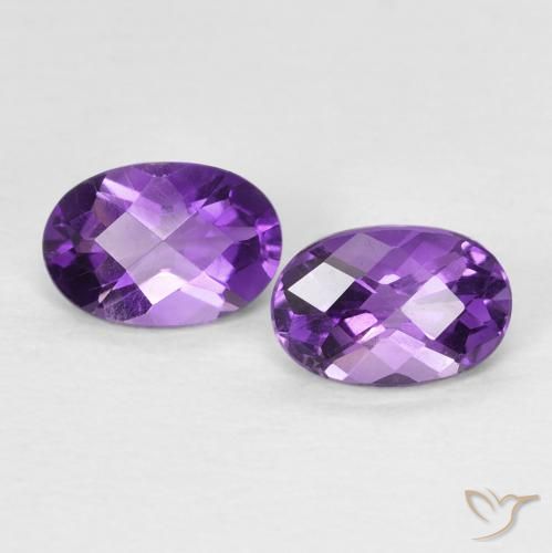 0.88ctw Natürlicher Lebhaftes Violett Amethyst, Oval, VVS