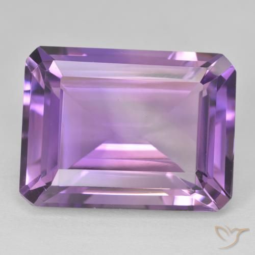 21.90ct Natürlicher Medium Light Purplish-Violet Amethyst, Smaragdschliff, VVS