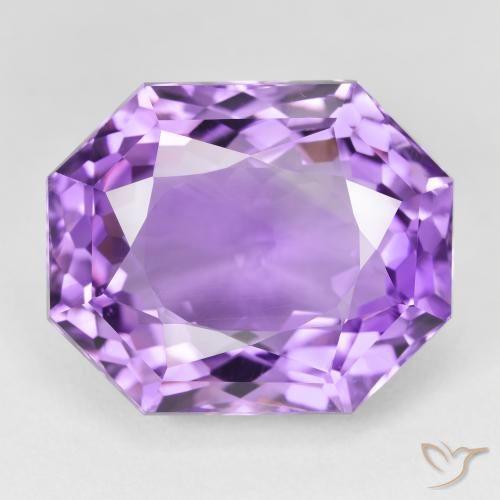 26.45ct Natürlicher Mittelviolett Amethyst, Smaragdschliff, VS