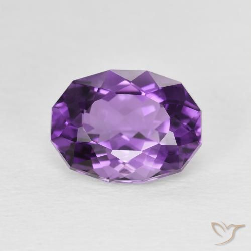 2.52ct Natürlicher tiefrosa-violett Amethyst, Oval, VVS