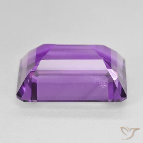 9,17 ctw natürlicher Mittelviolettes Violett Amethyst, Oktagonschliff, VS