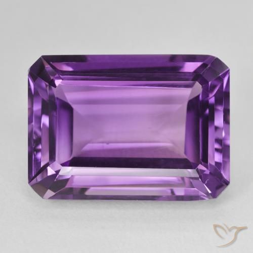 14.92ct Natürlicher Mittelviolett Amethyst, Smaragdschliff, VS