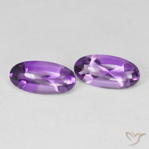 2.28 ct natürliche Mittelviolett Amethyst-Edelsteine, Oval, Transparent