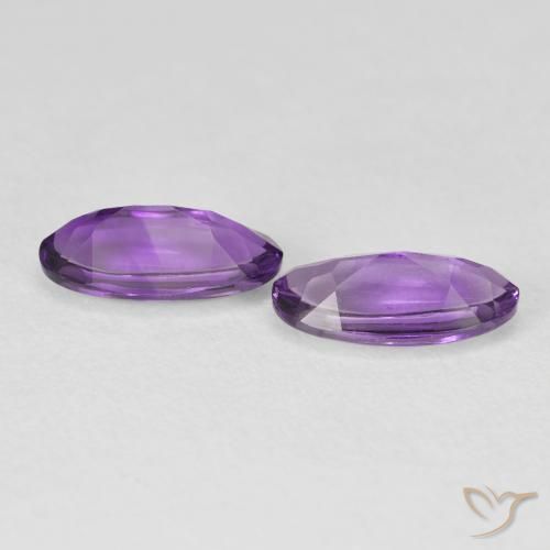 2.28 ct natürliche Mittelviolett Amethyst-Edelsteine, Oval, Transparent