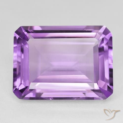 21.63ct Natürlicher Medium Light Purplish-Violet Amethyst, Smaragdschliff, VVS