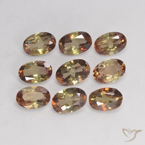 3.61ctw Natürlicher Mehrfarbig Andalusit, Oval, VS-SI
