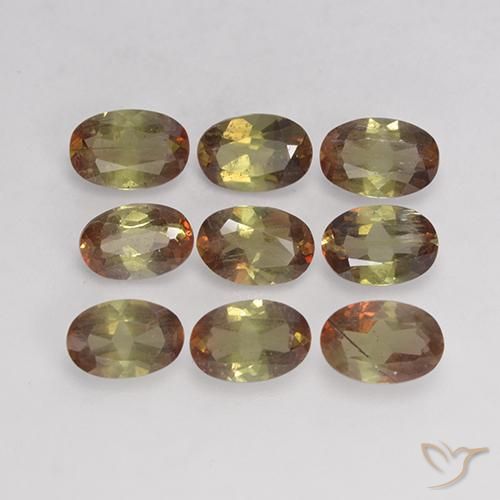 3.67ctw Natürlicher Mehrfarbig Andalusit, Oval, VS-SI