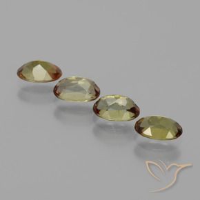 1.97 ct natürliche Mehrfarbig Andalusit-Edelsteine, Oval, VS