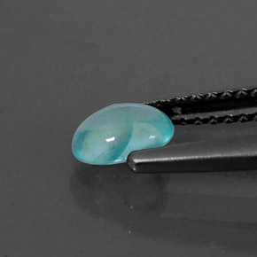0,52 ctw natürlicher blauer Apatit, Oval Schliff, Transparent