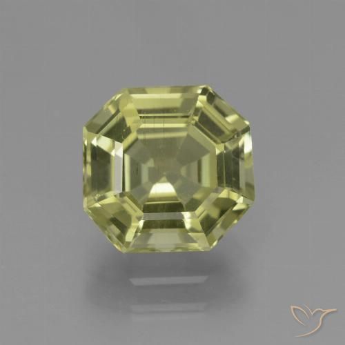 2.83ct Natürlicher hellgrün Apatit, Smaragdschliff, VS