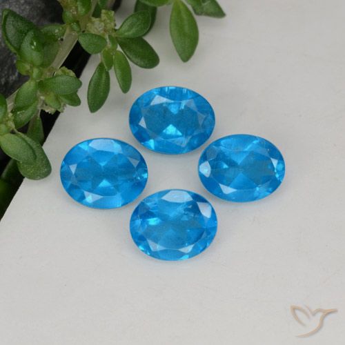 1.43ctw Natürlicher Tiefes Azur Apatit, Oval, VS-SI
