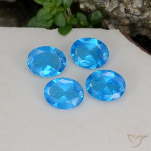 1.21ctw Natürlicher Blau Apatit, Oval, VS-SI