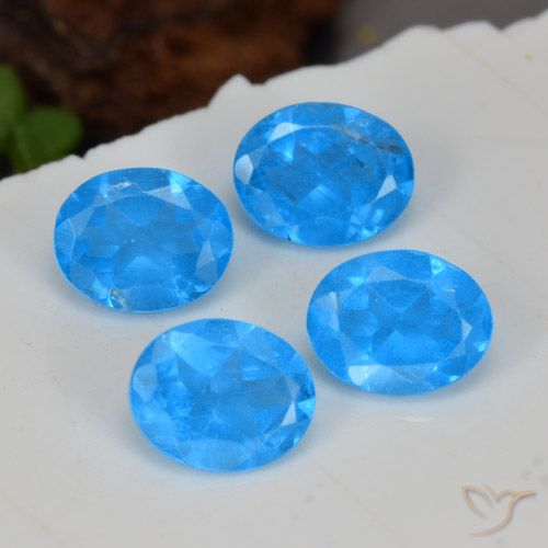 1.41ctw Natürlicher Intensives Blau Apatit, Oval, VS-SI