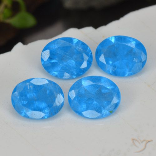 1.48ctw Natürlicher Intensives Blau Apatit, Oval, VS-SI