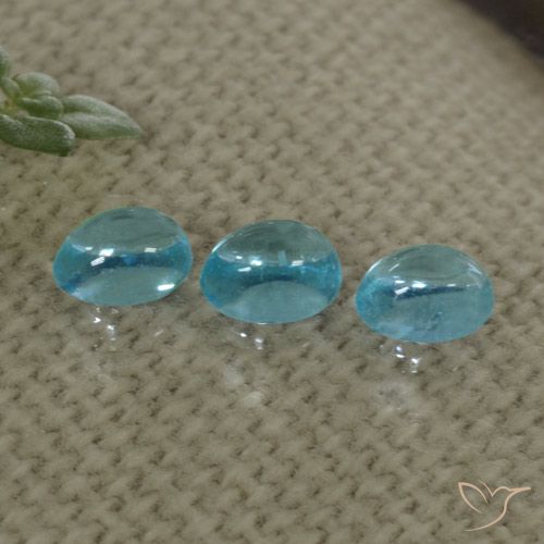 1.02ctw Natürlicher Blau Apatit, Oval, Transparent