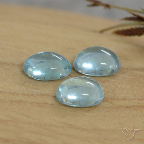 1.01ctw Natürlicher hellblau Apatit, Oval, Transparent