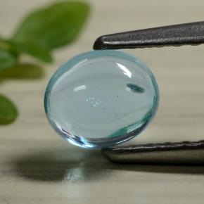 0,58 ctw natürlicher blauer Apatit, Oval Schliff, Transparent